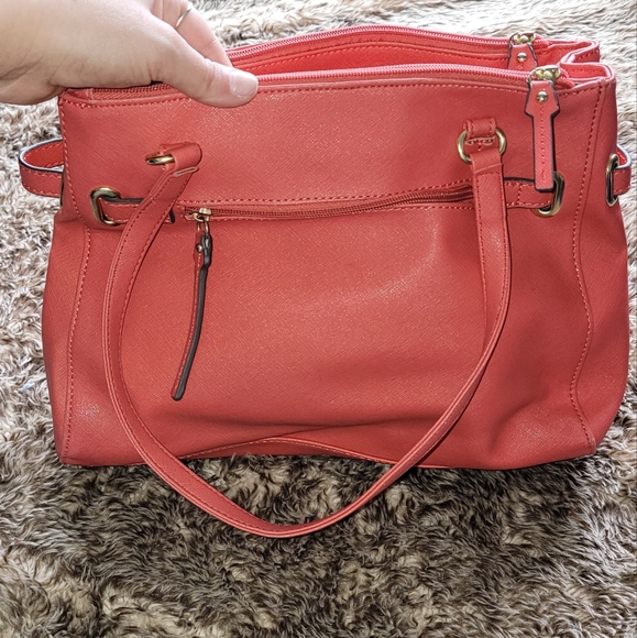 Newer purse - Picture 4 of 7